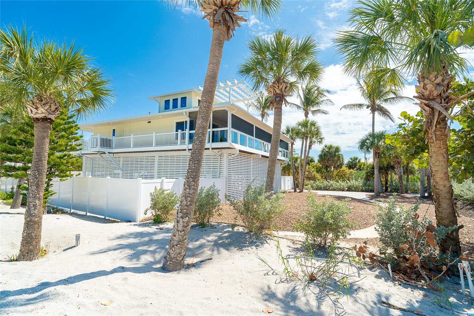 230 N Gulf Blvd Property Photo 2