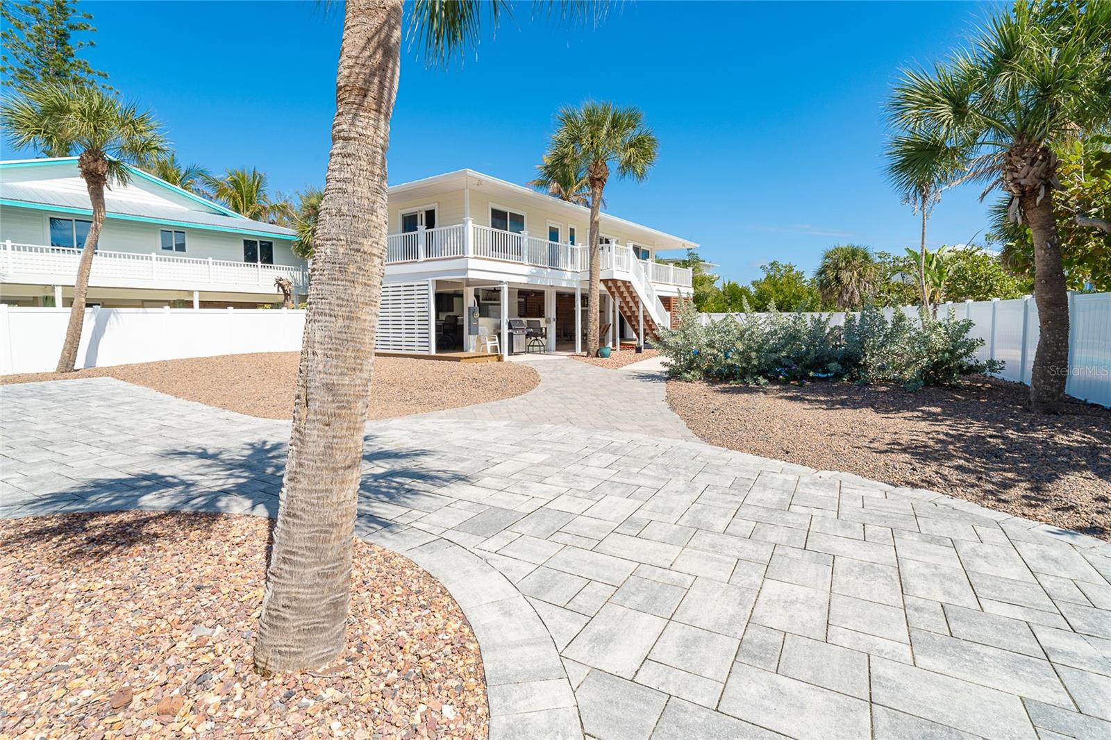 230 N Gulf Blvd Property Photo 9