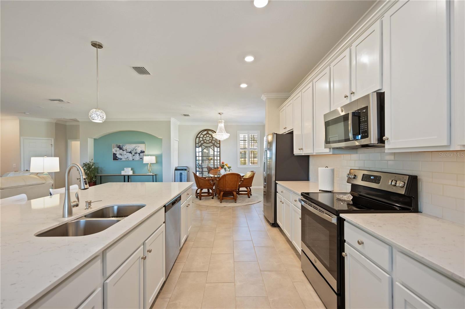 10817 Tarflower Dr #201 Property Photo 13