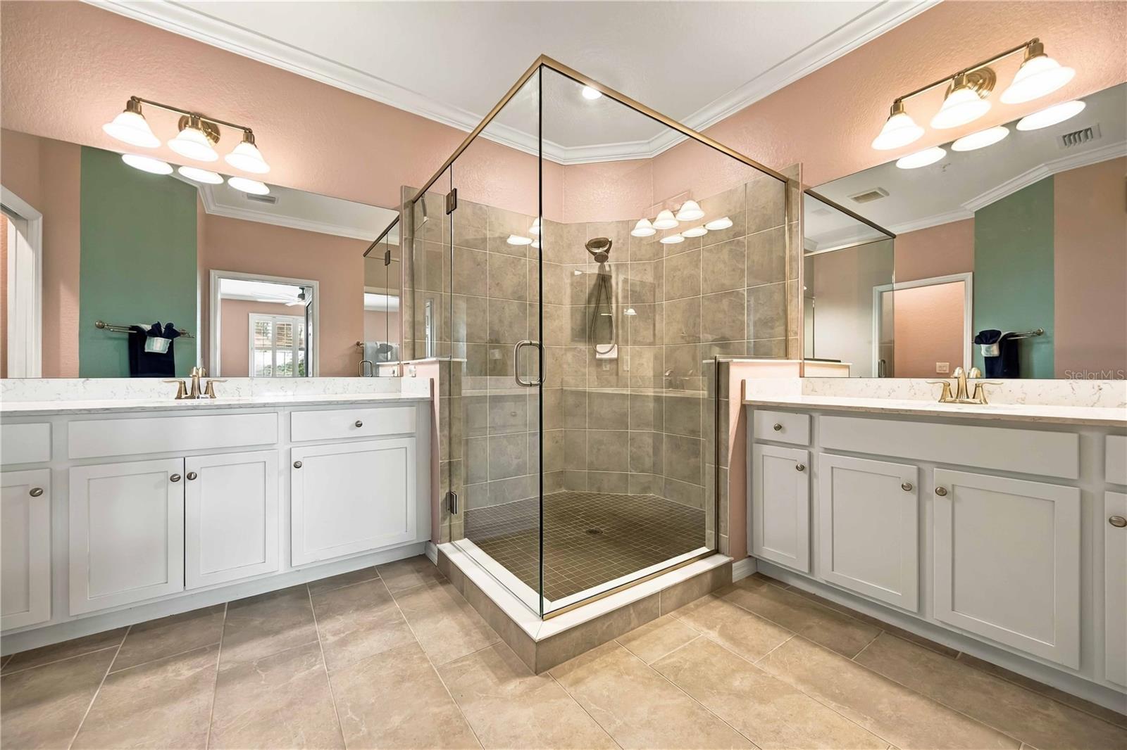 10817 Tarflower Dr #201 Property Photo 37