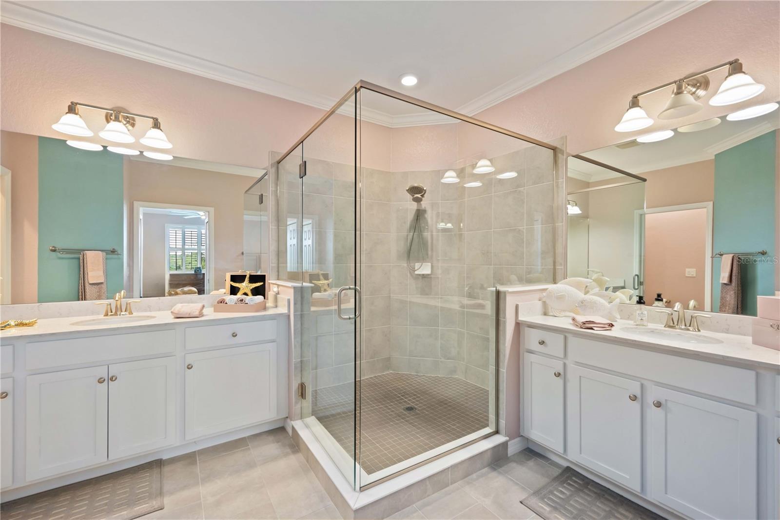10817 Tarflower Dr #201 Property Photo 40