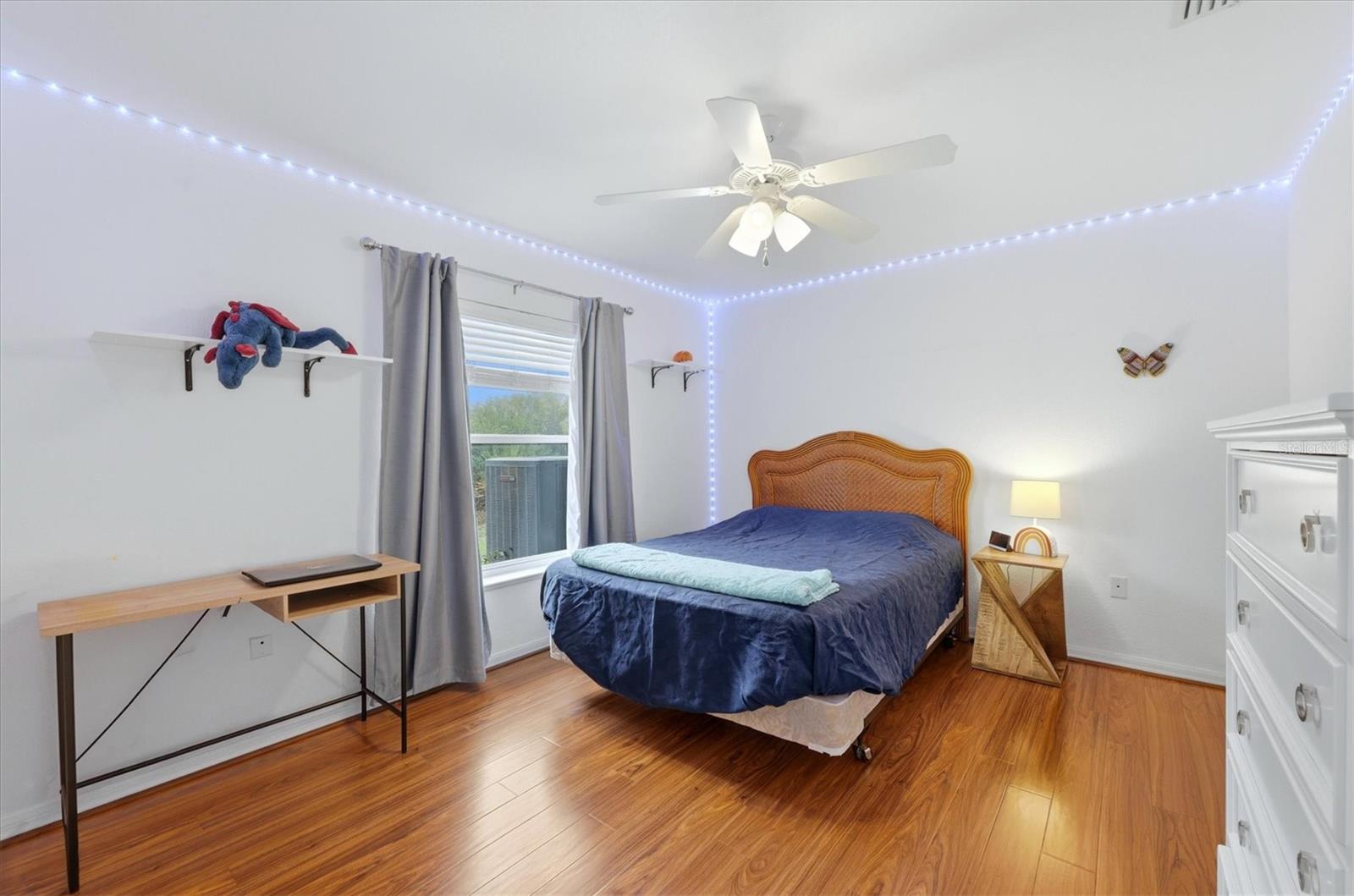 300 Baytree Dr Property Photo 30
