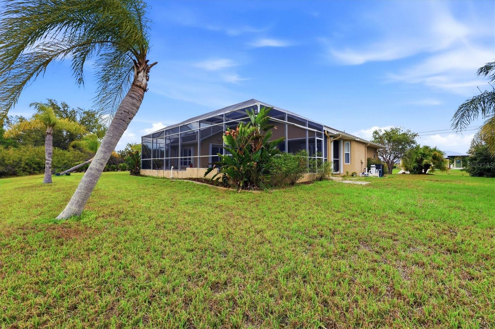 300 Baytree Dr Property Photo 42