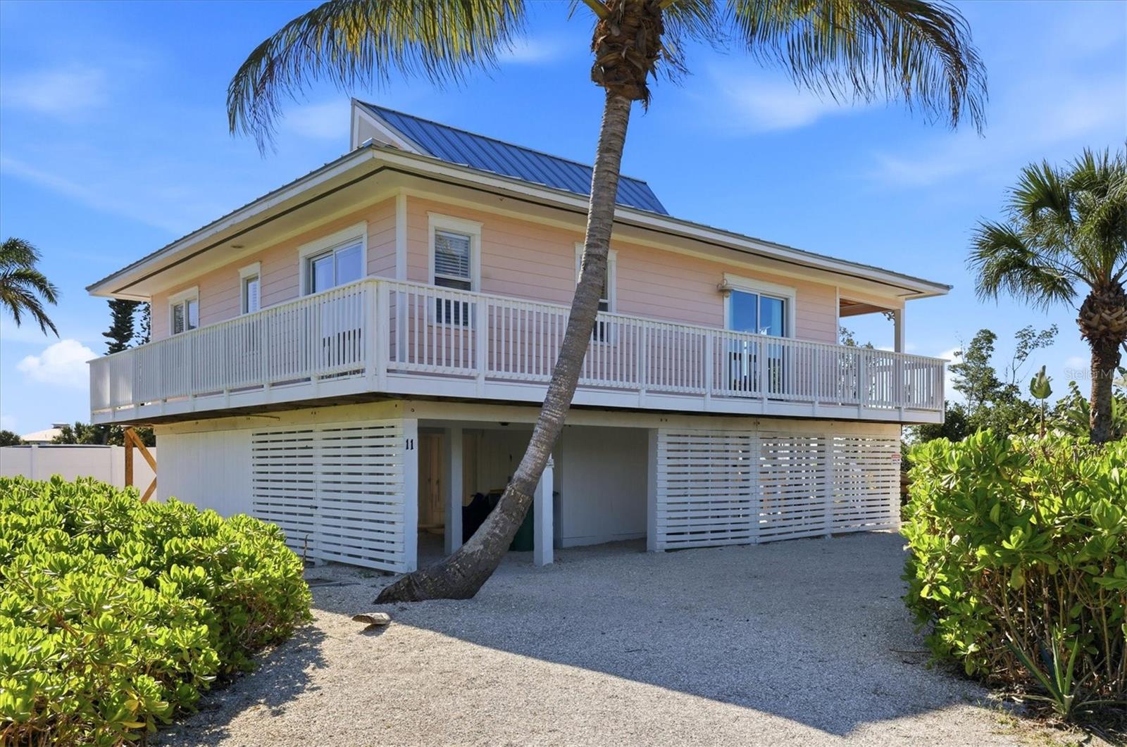 11 Bocilla Dr Property Photo 6