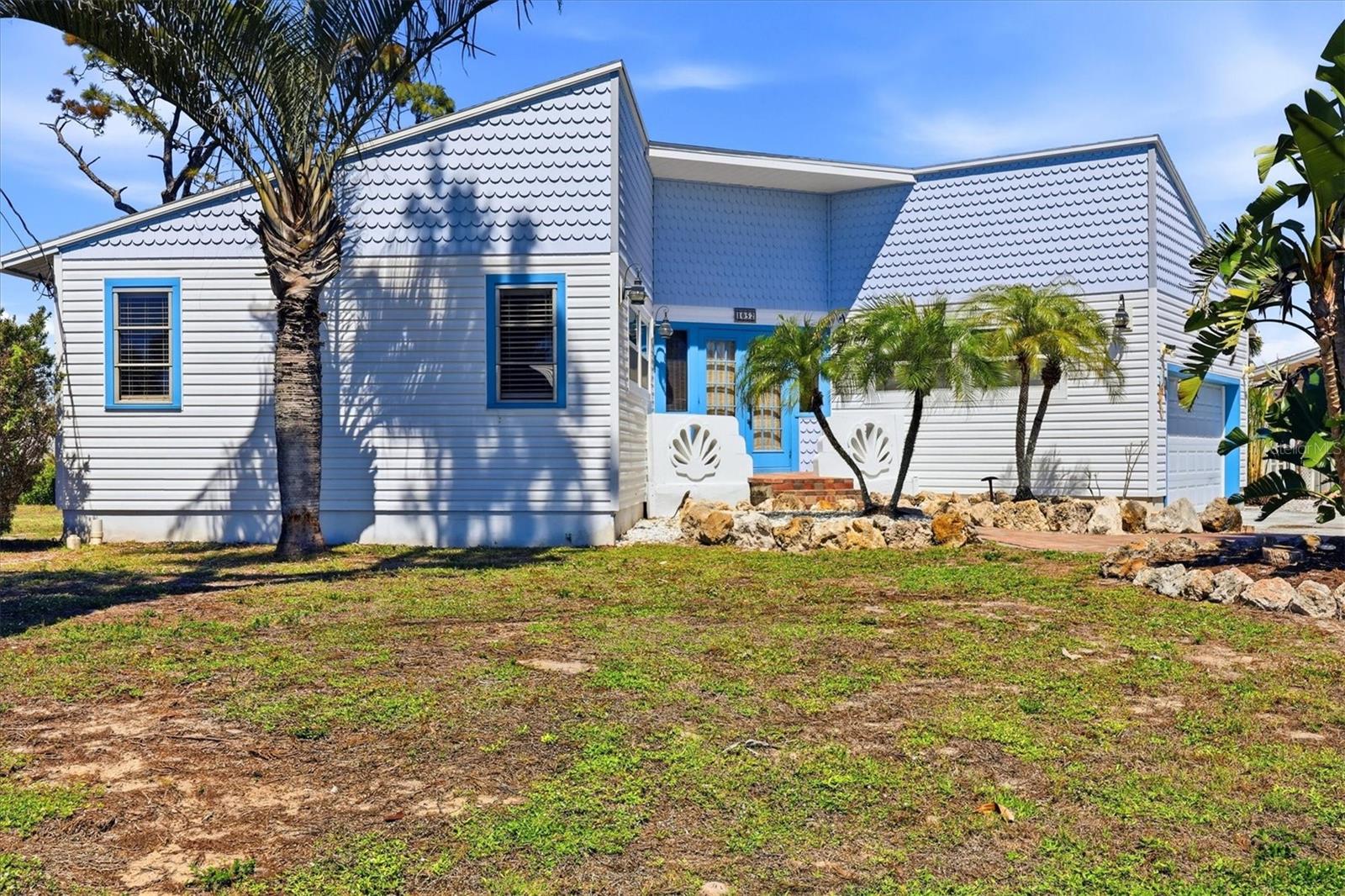 1052 Kant St Property Photo 4