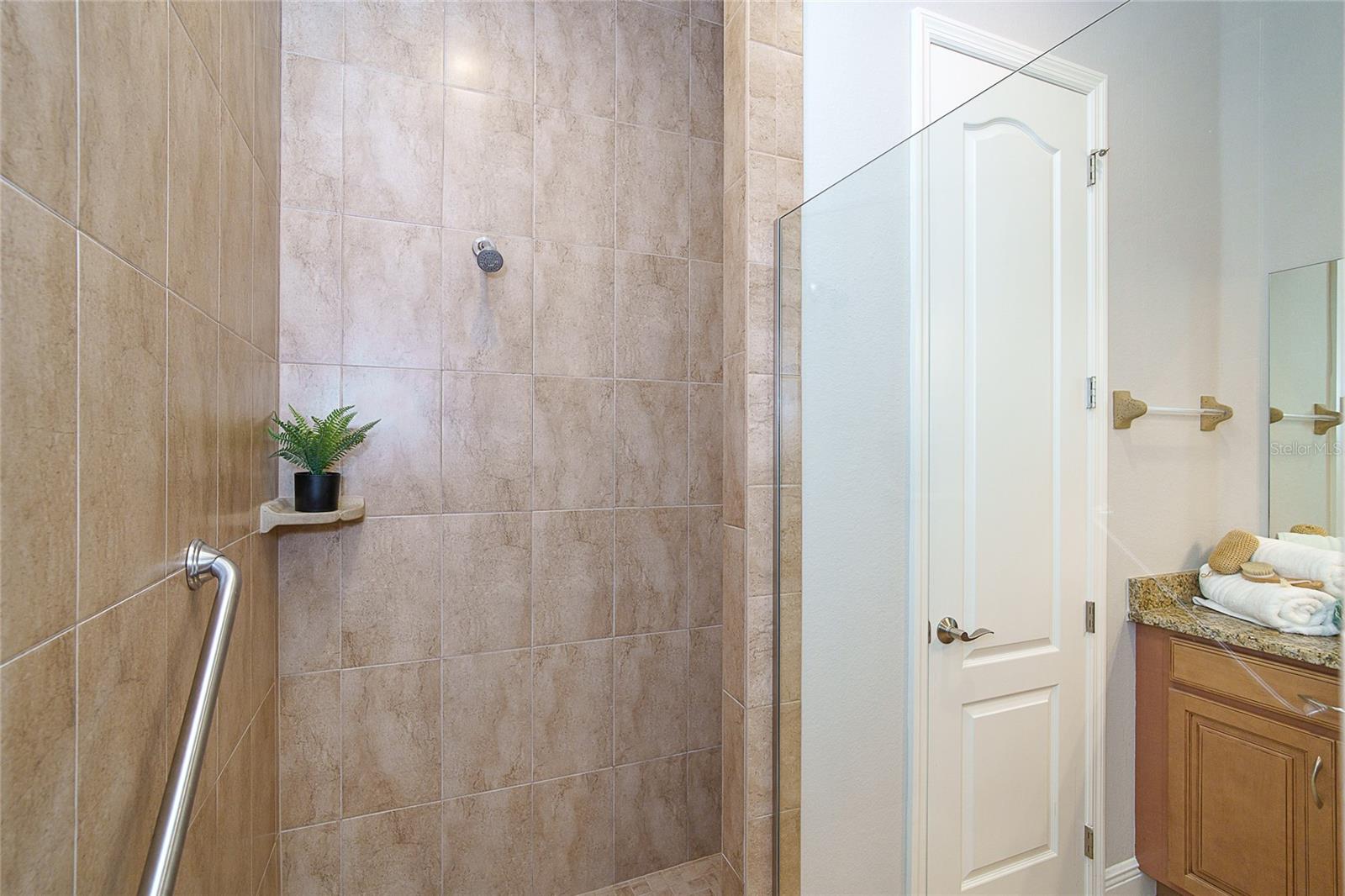 641 Guild Dr Property Photo 36