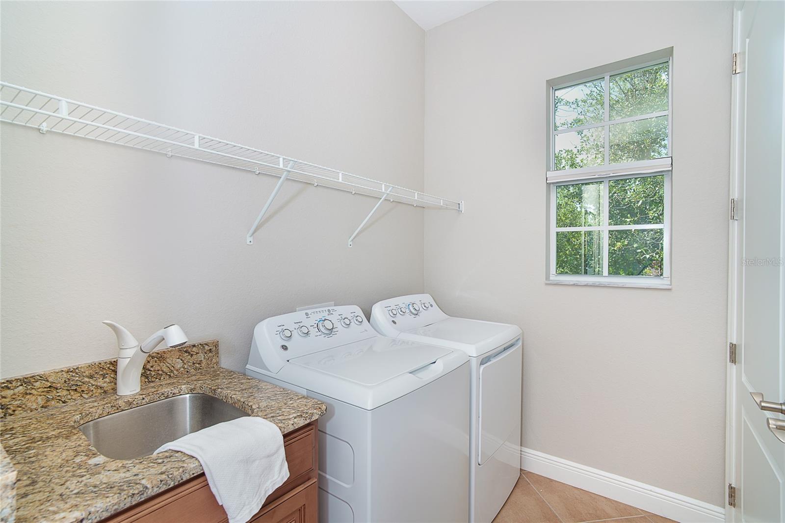 641 Guild Dr Property Photo 41