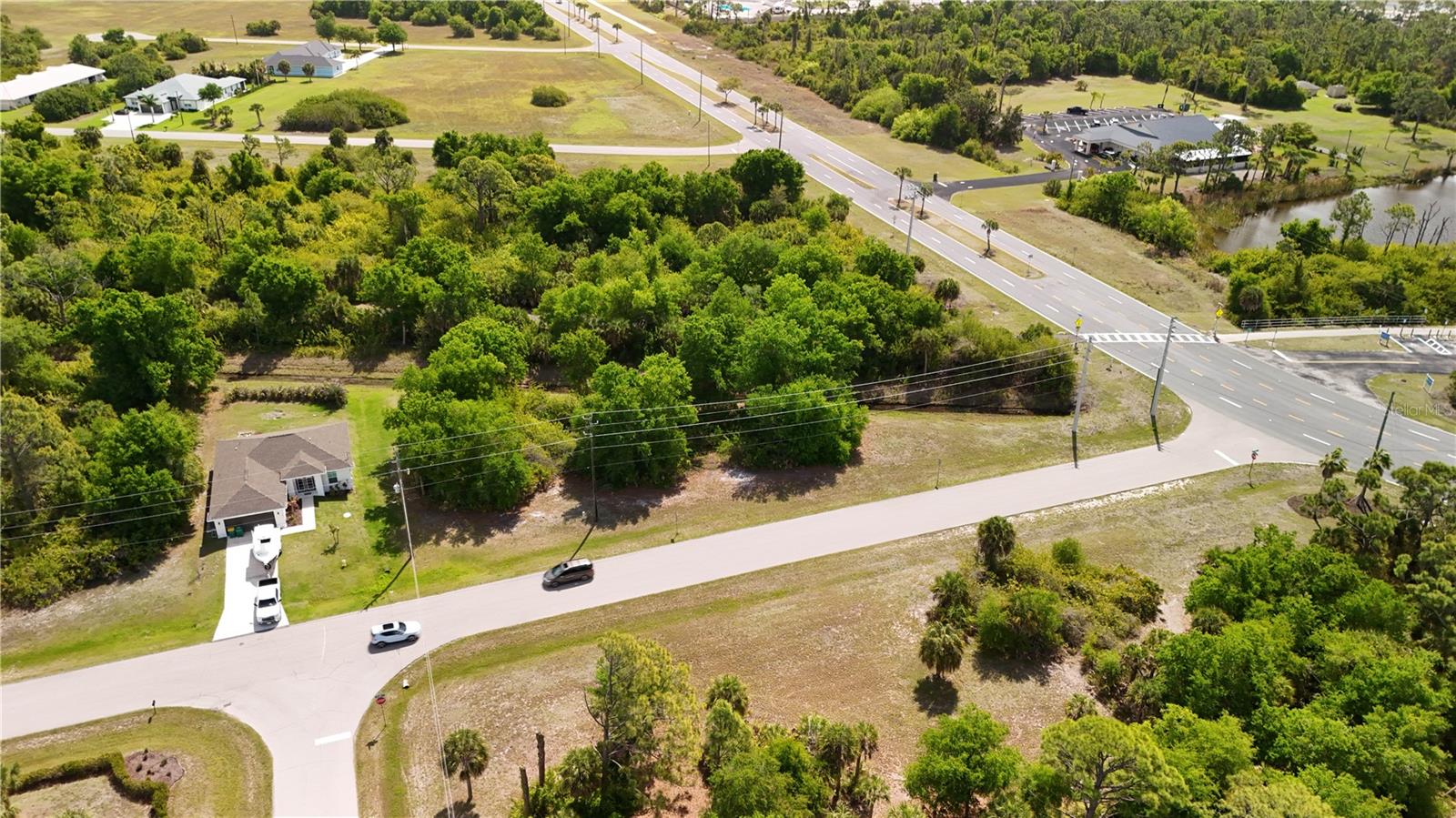 103 Antilla Dr Property Photo 3