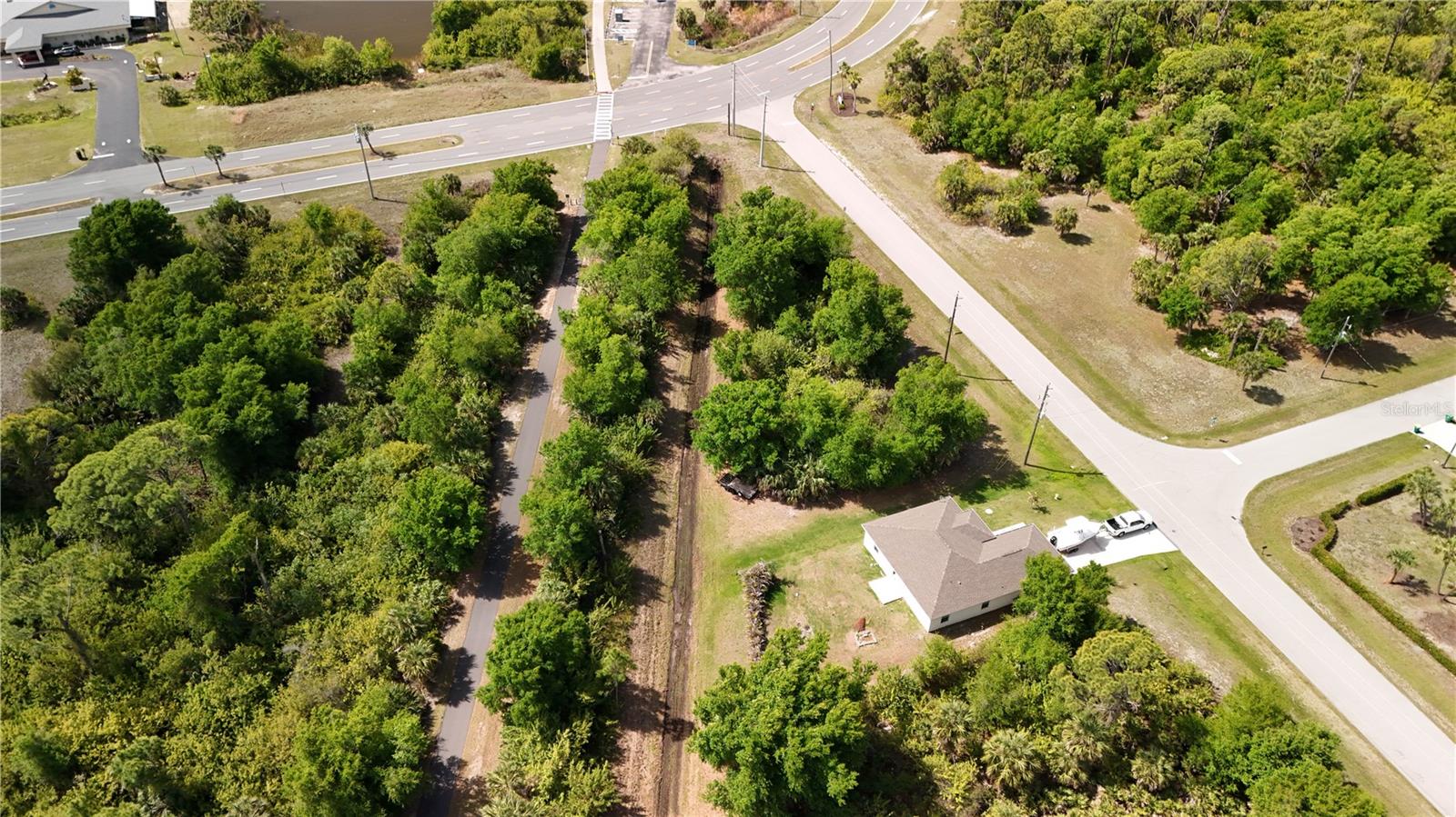 103 Antilla Dr Property Photo 13