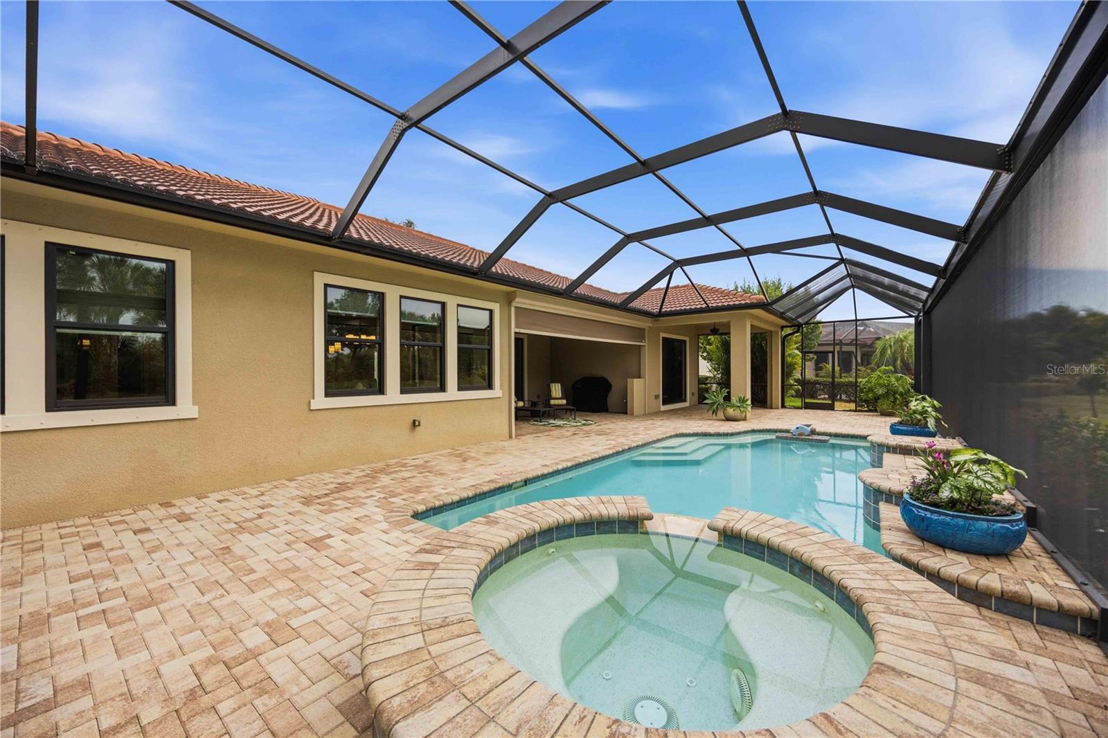 10944 Bullrush Dr Property Photo 6