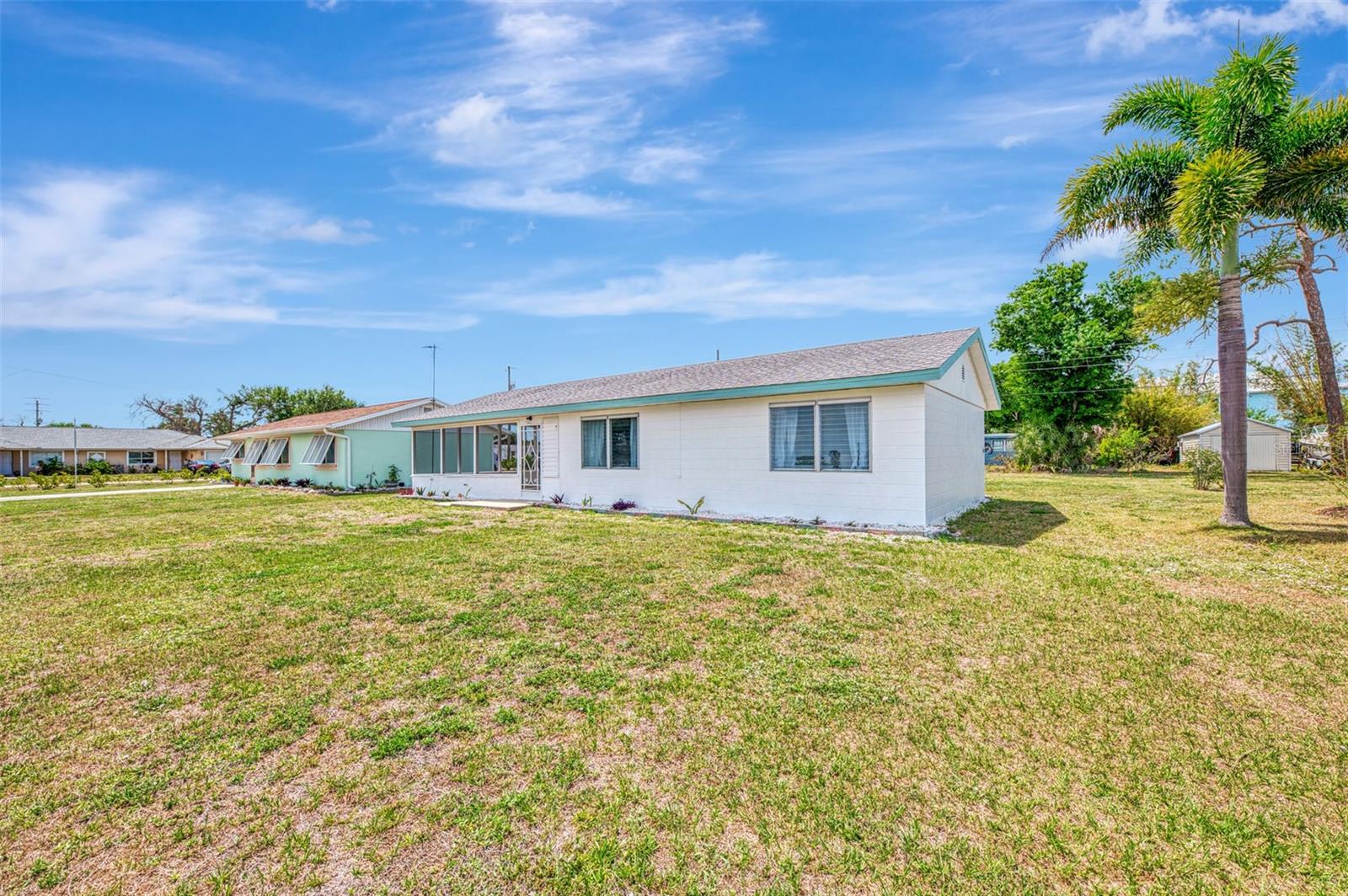 2870 9th St Property Photo 1