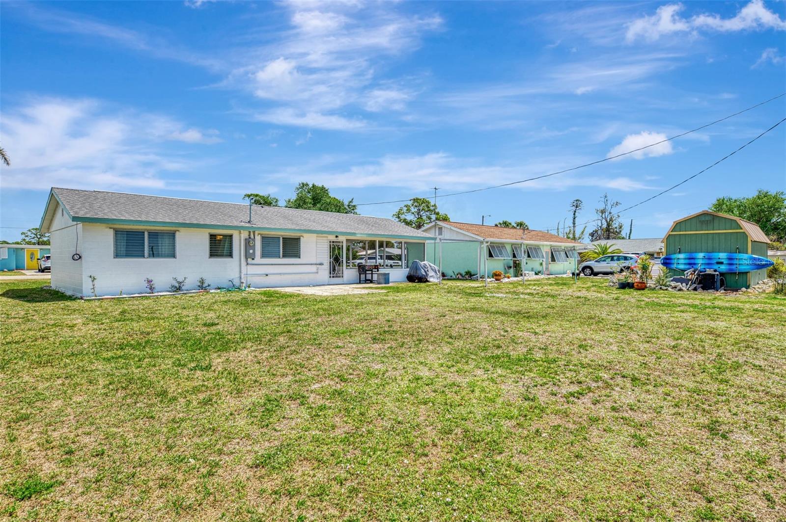 2870 9th St Property Photo 4