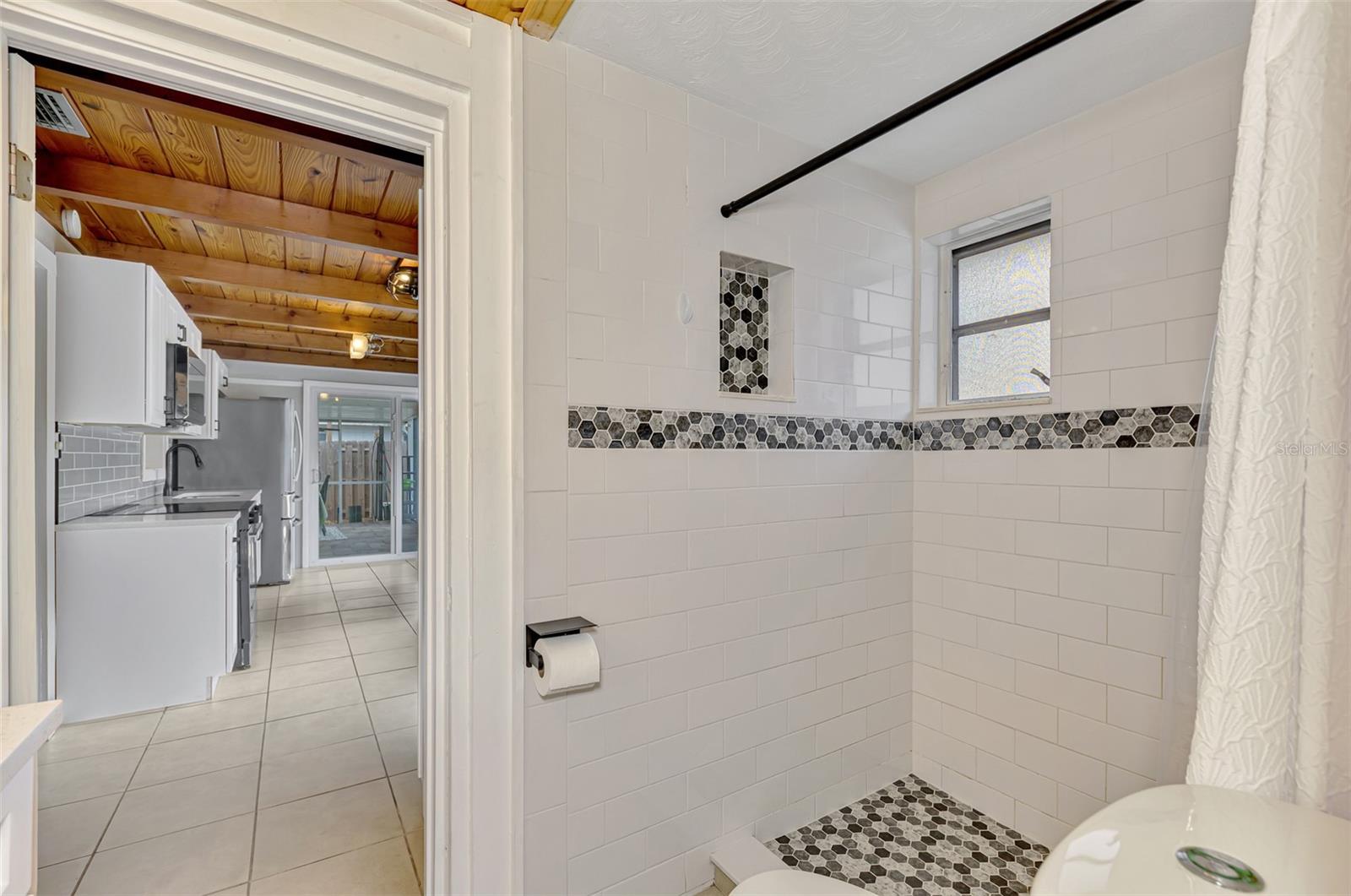 71 Winson Ave Property Photo 32