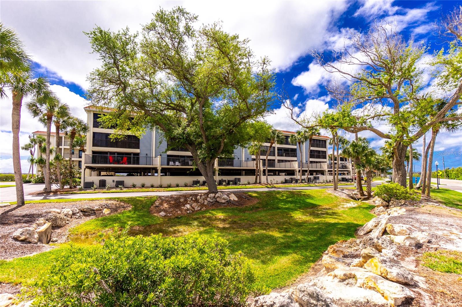 1501 BEACH RD #210