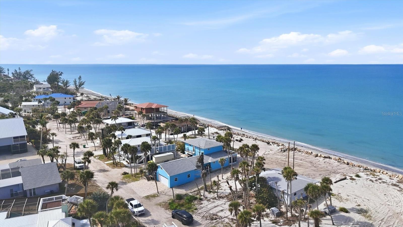 4074 N Beach Rd Property Photo 5