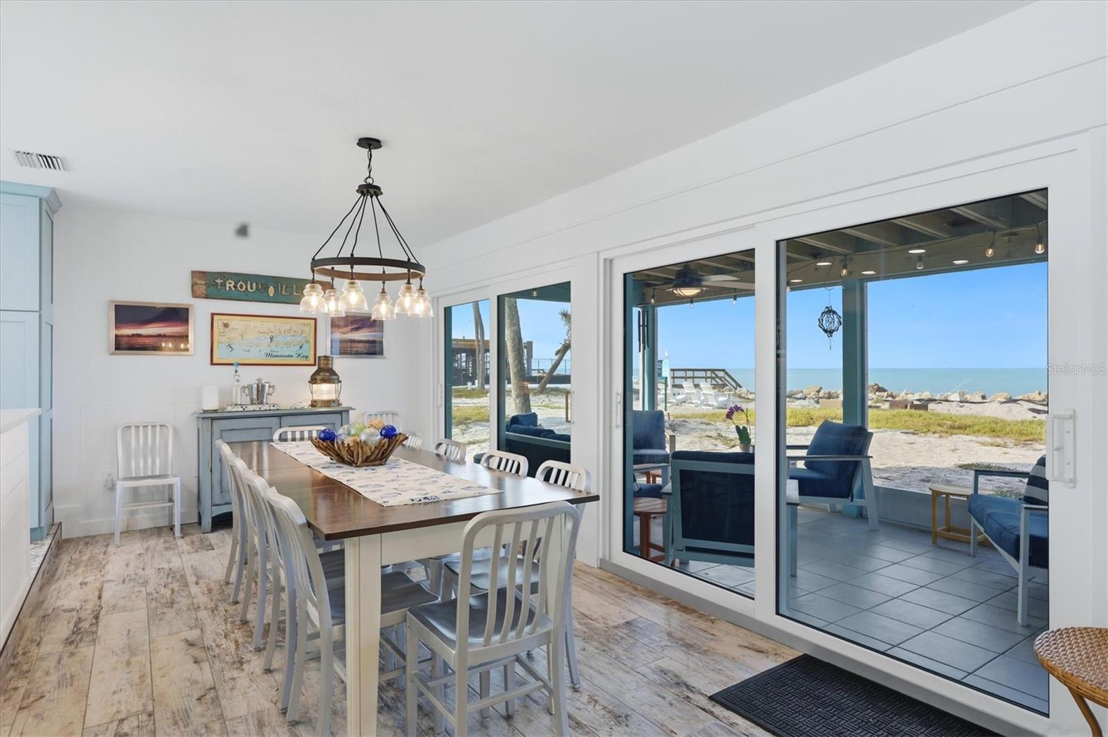 4074 N Beach Rd Property Photo 15