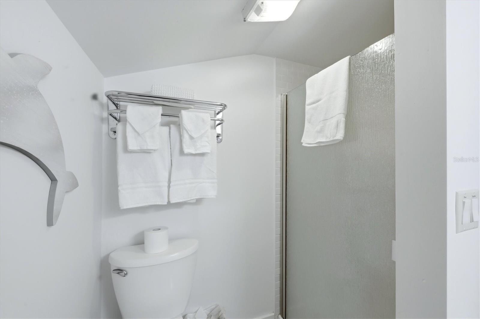 4074 N Beach Rd Property Photo 45