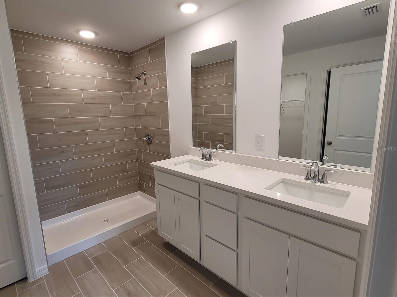 11383 Baggot Ave Property Photo 19