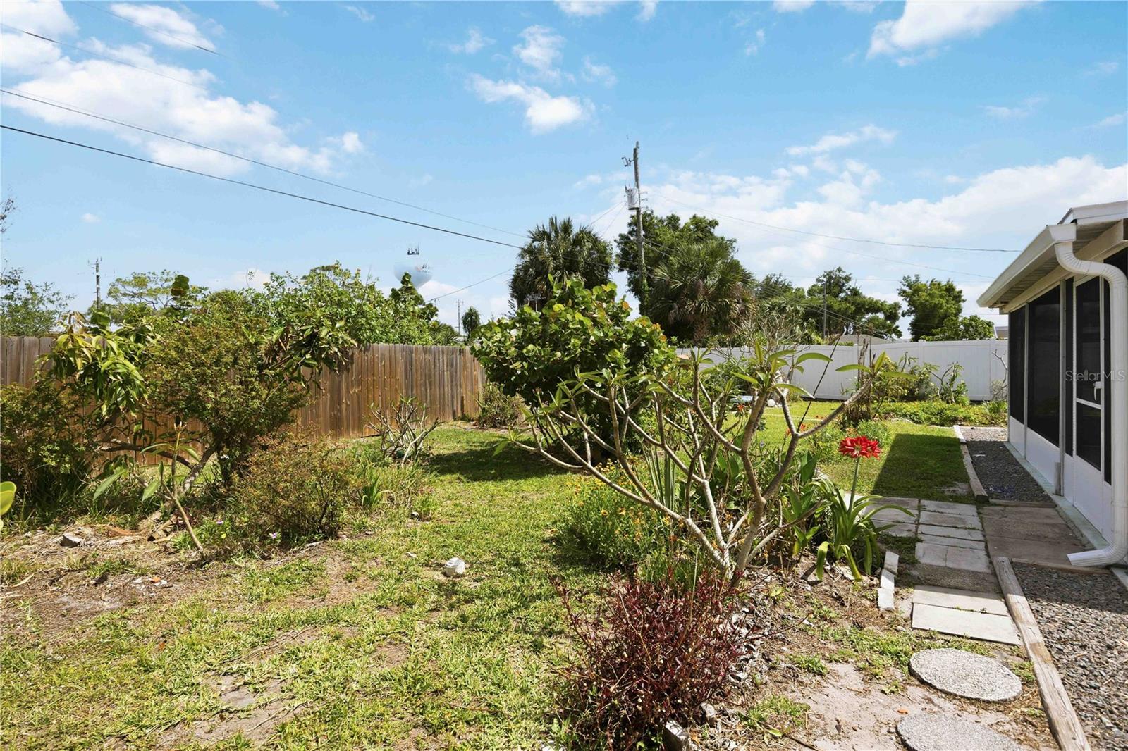 917 Church St Property Photo 54