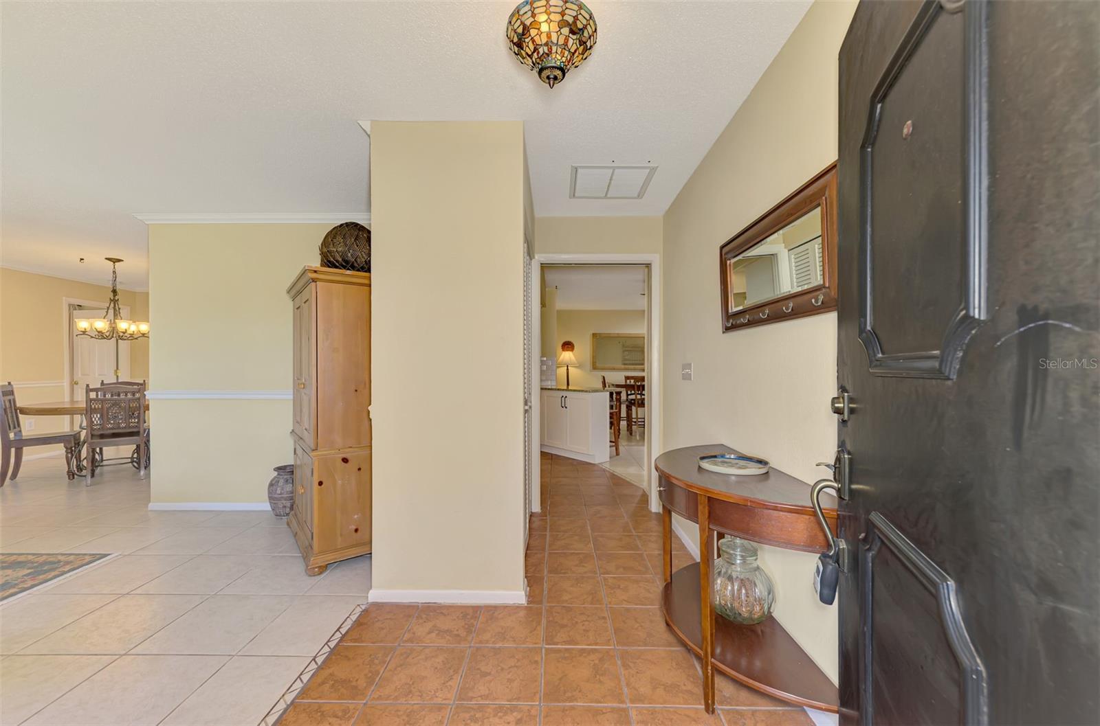 1290 Lakeside Dr Property Photo 6