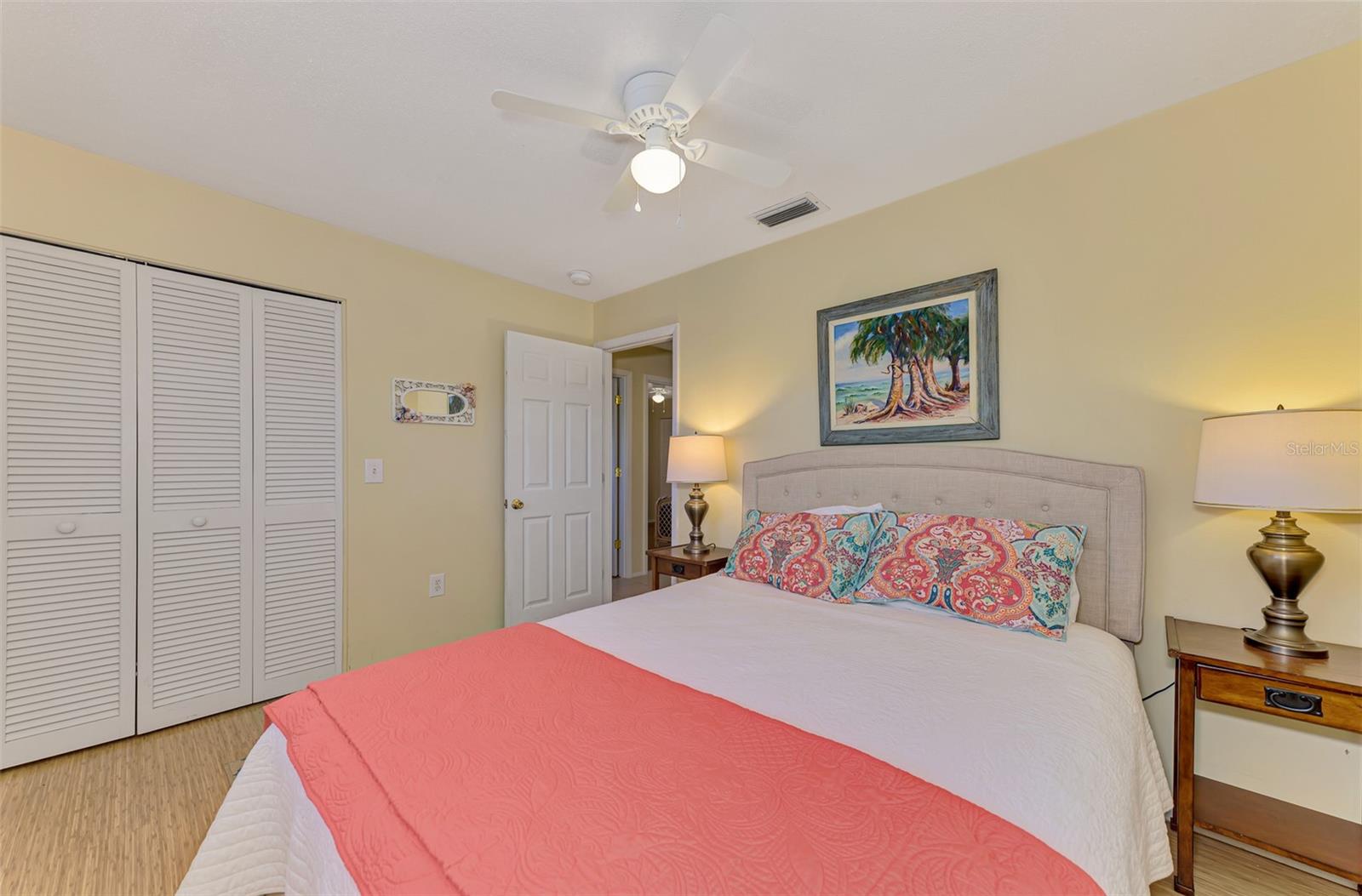 1290 Lakeside Dr Property Photo 46