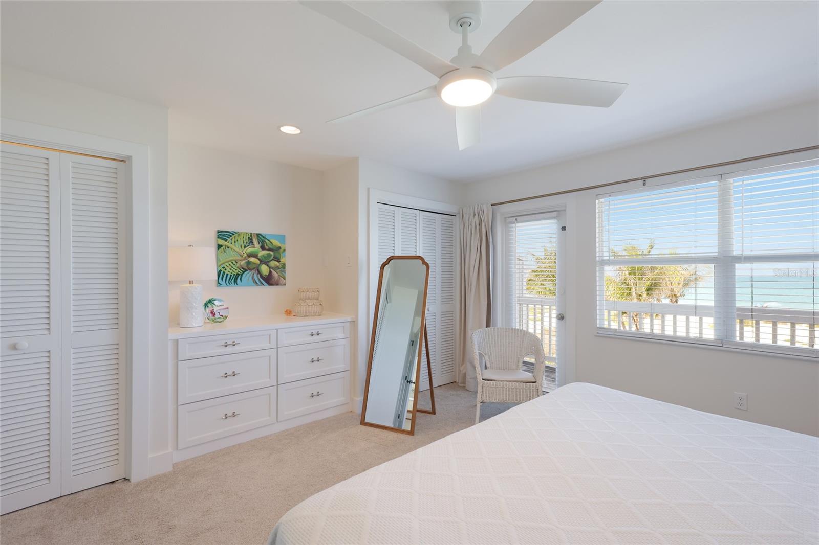 420 Gulf Blvd #9 Property Photo 23