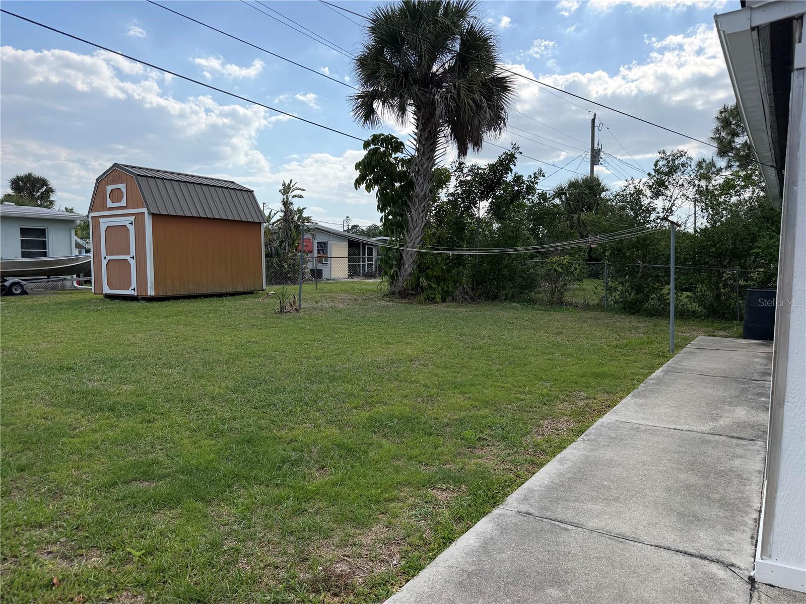 8513 Herbison Ave Property Photo 9