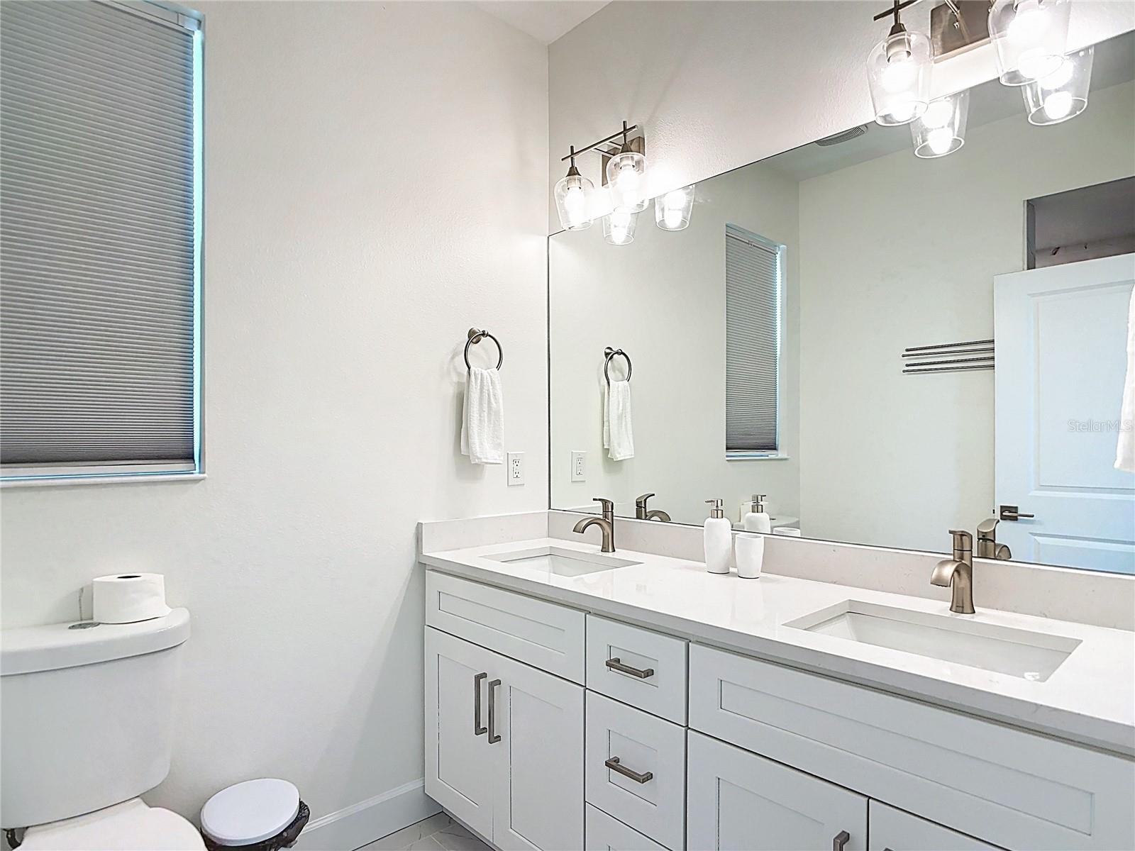 12033 Sarto Ln Property Photo 10