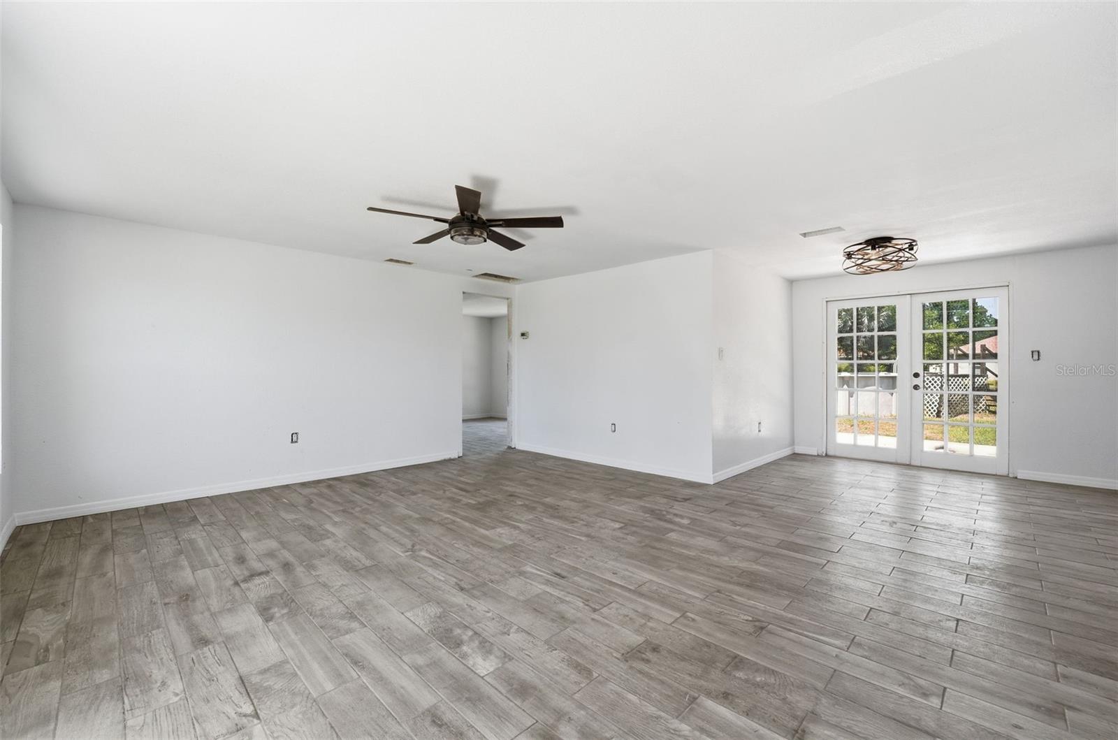 4530 Cazes Ave Property Photo 5