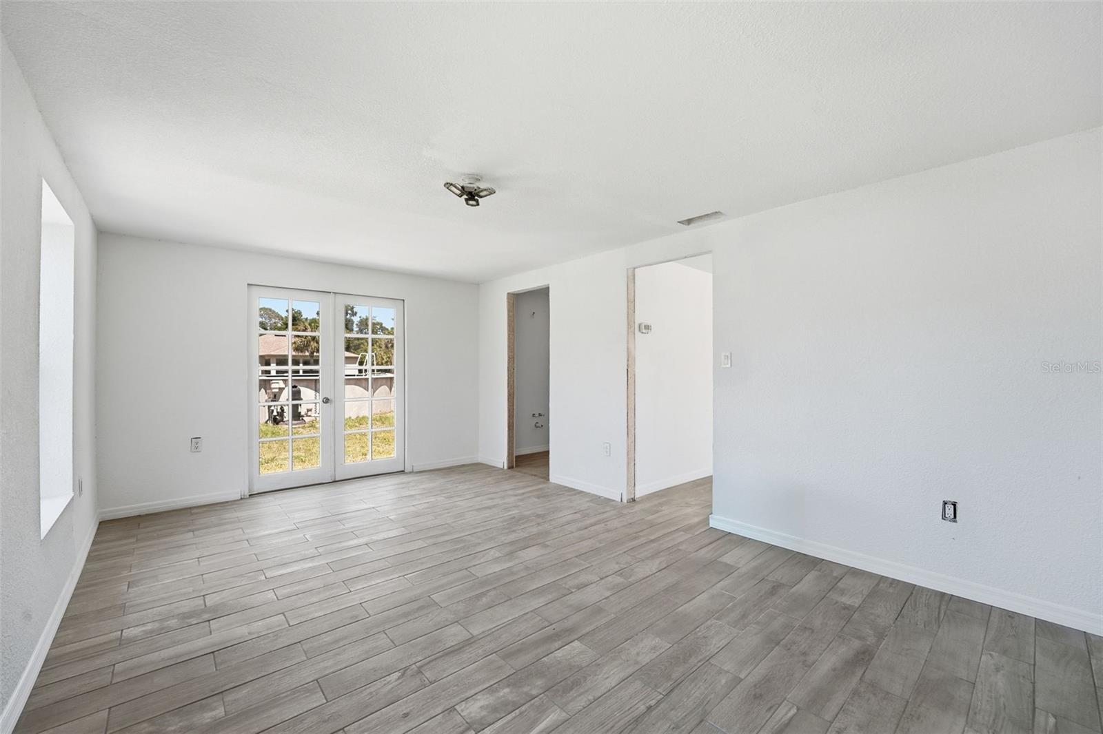 4530 Cazes Ave Property Photo 13