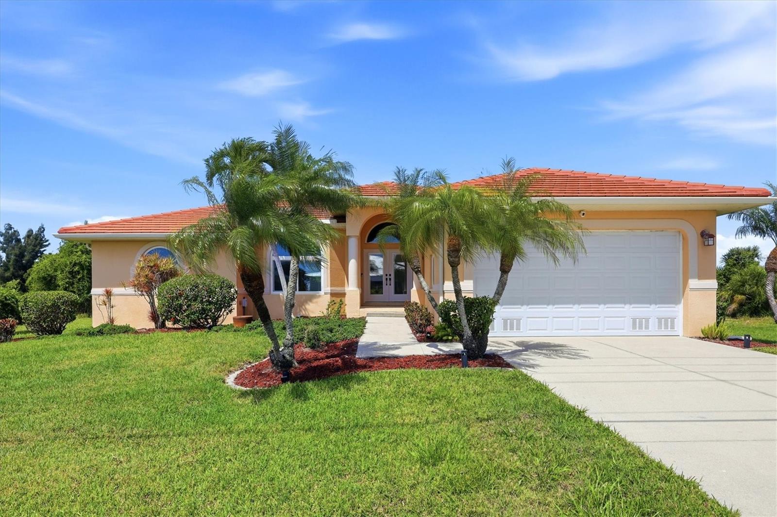 4150 Cape Haze Dr Property Photo 6