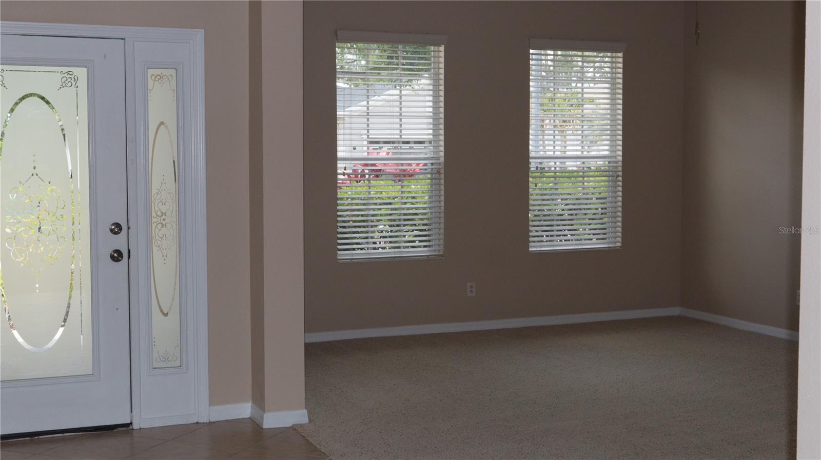 2552 Hobblebrush Dr Property Photo 2
