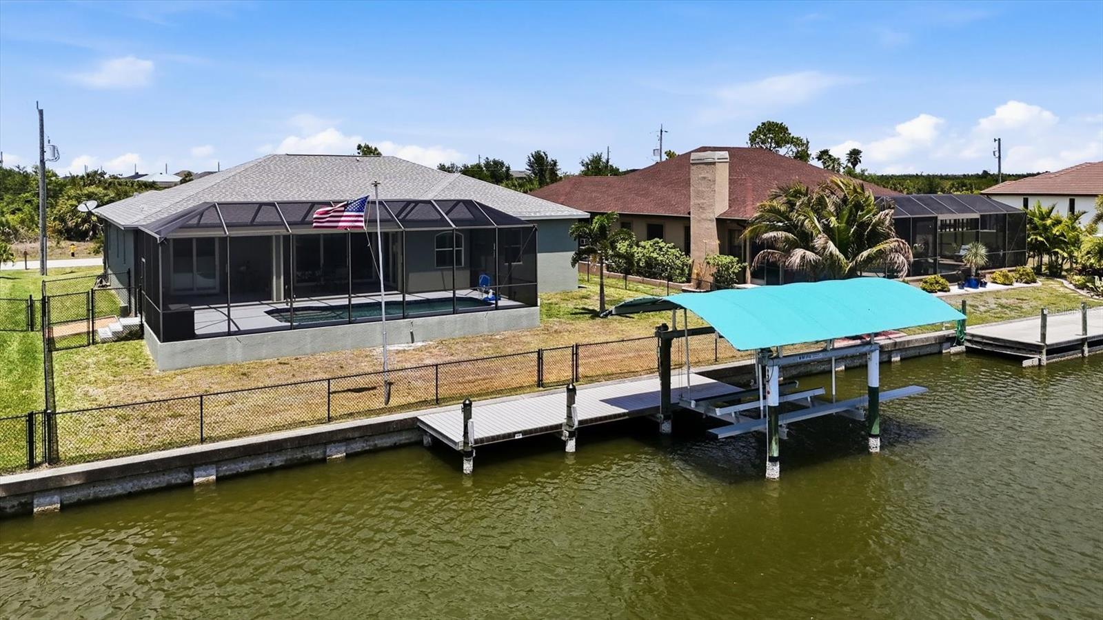 15610 Seafoam Cir Property Photo 4
