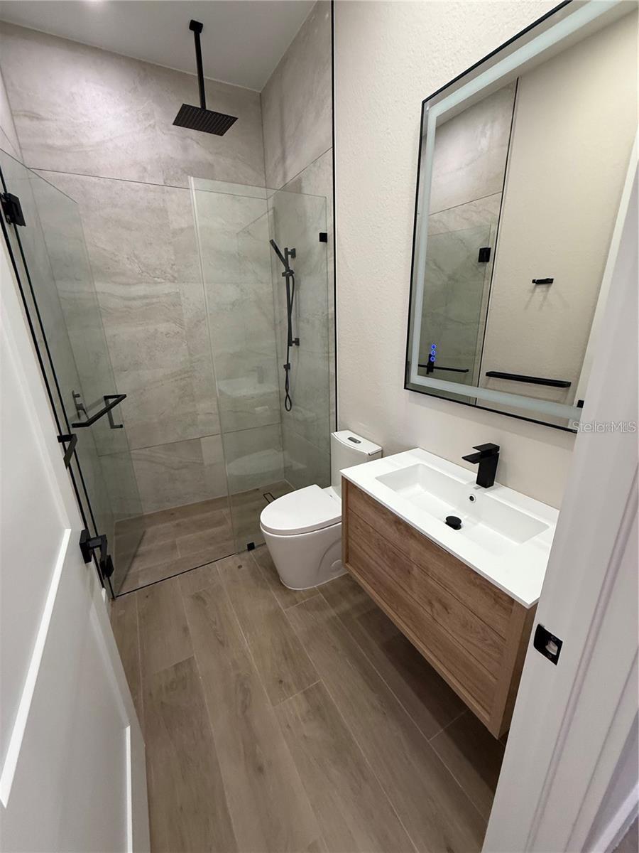 47 Brig Cir E Property Photo 6