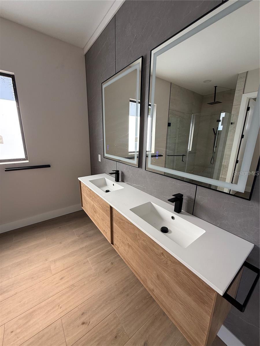 47 Brig Cir E Property Photo 11