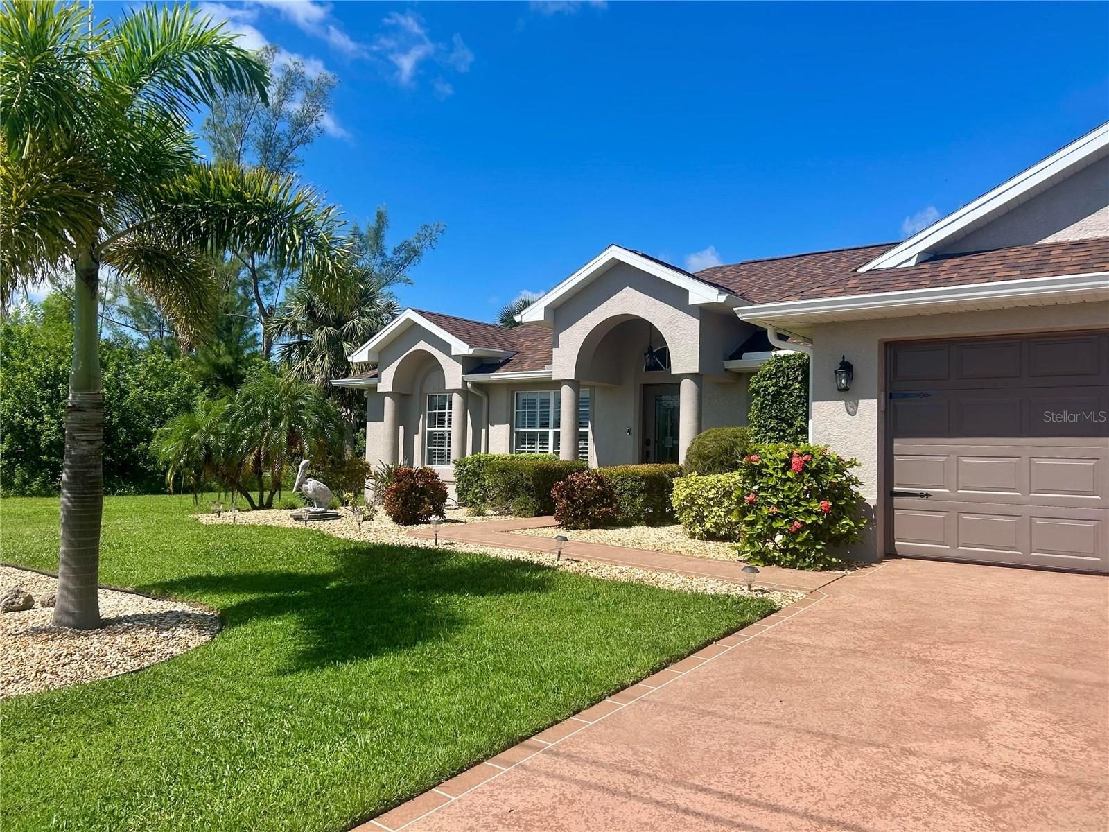 8251 Arlewood Cir Property Photo 4