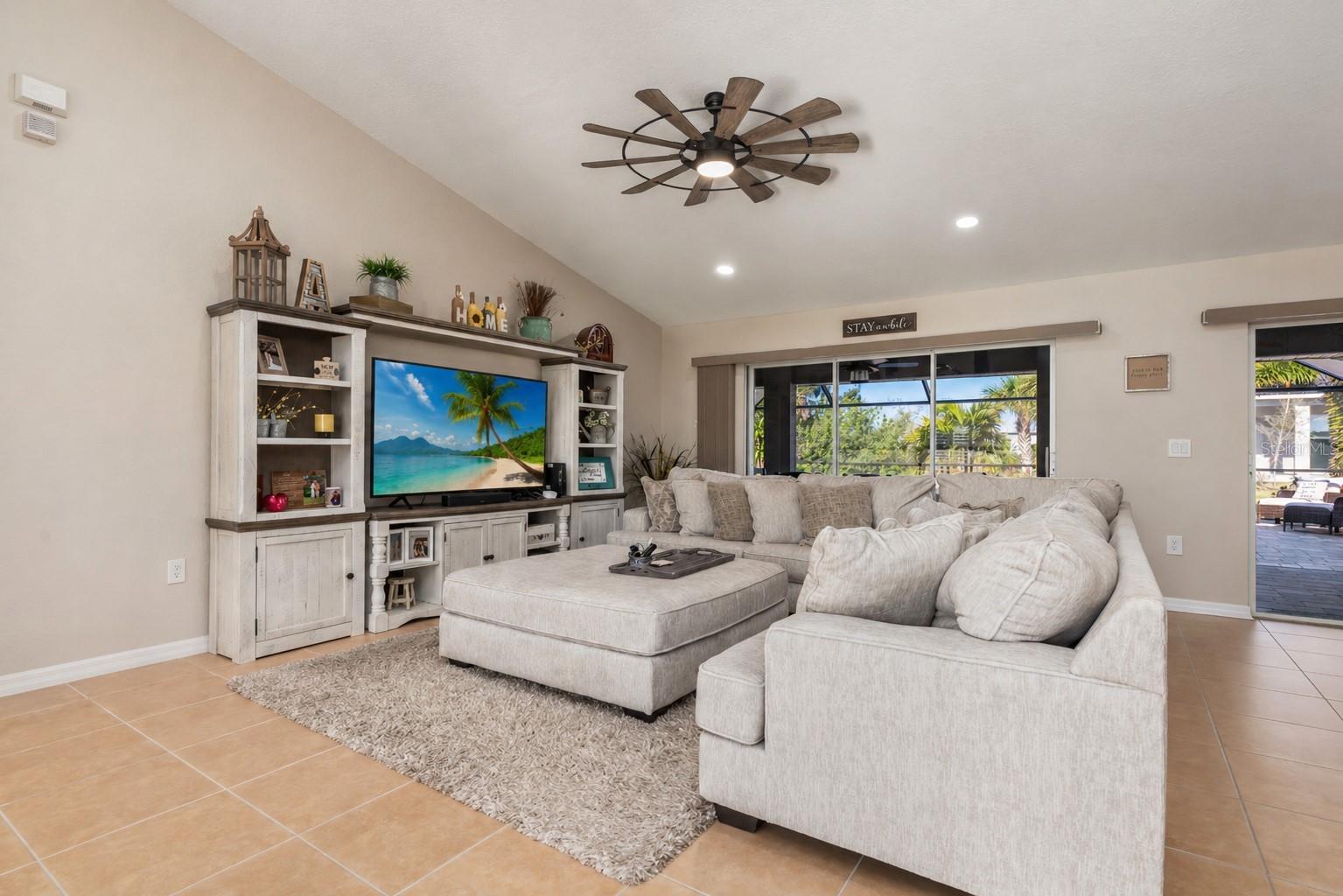 8251 Arlewood Cir Property Photo 11