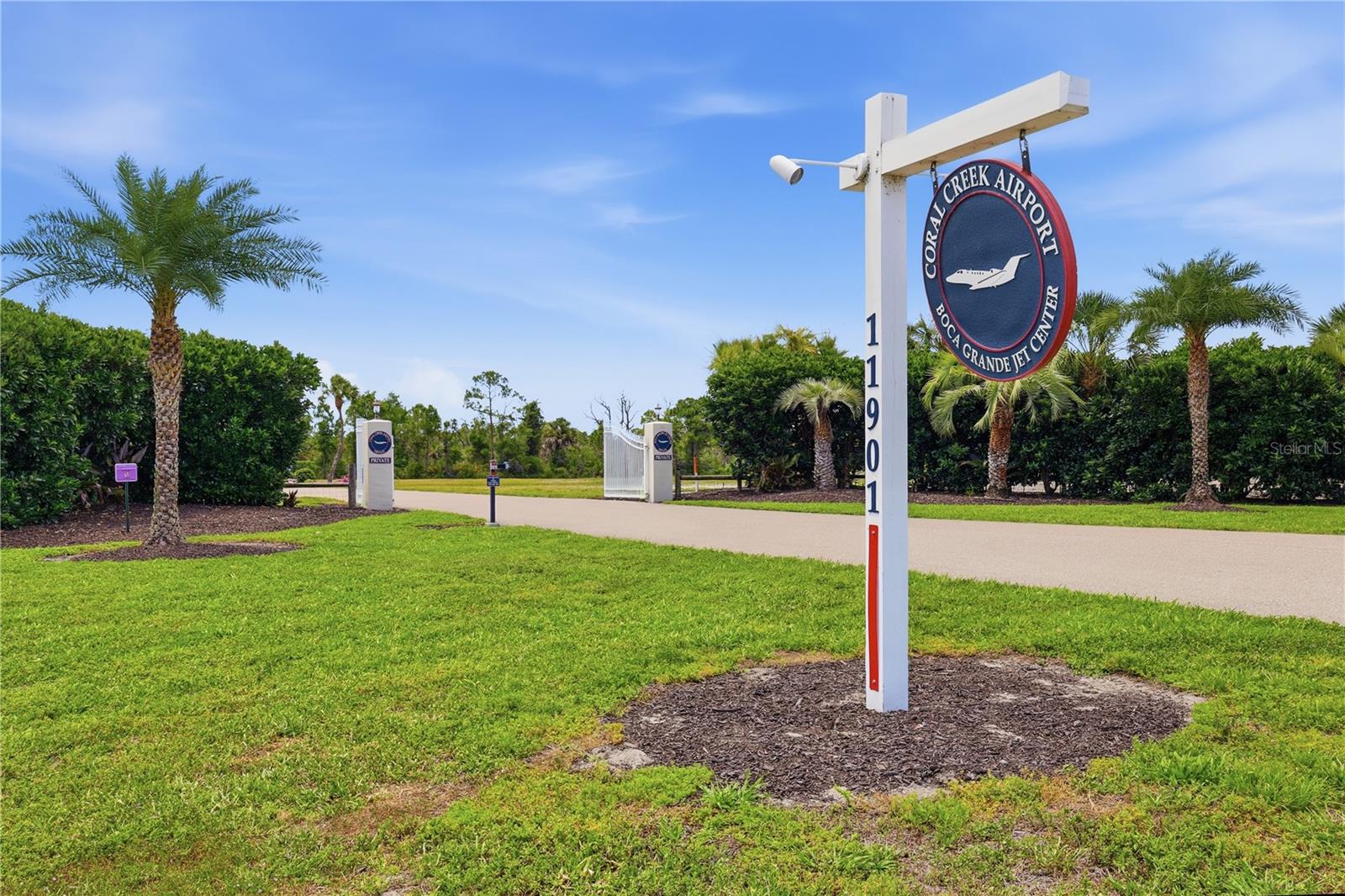 11610 Bridle Path Ln Property Photo 16