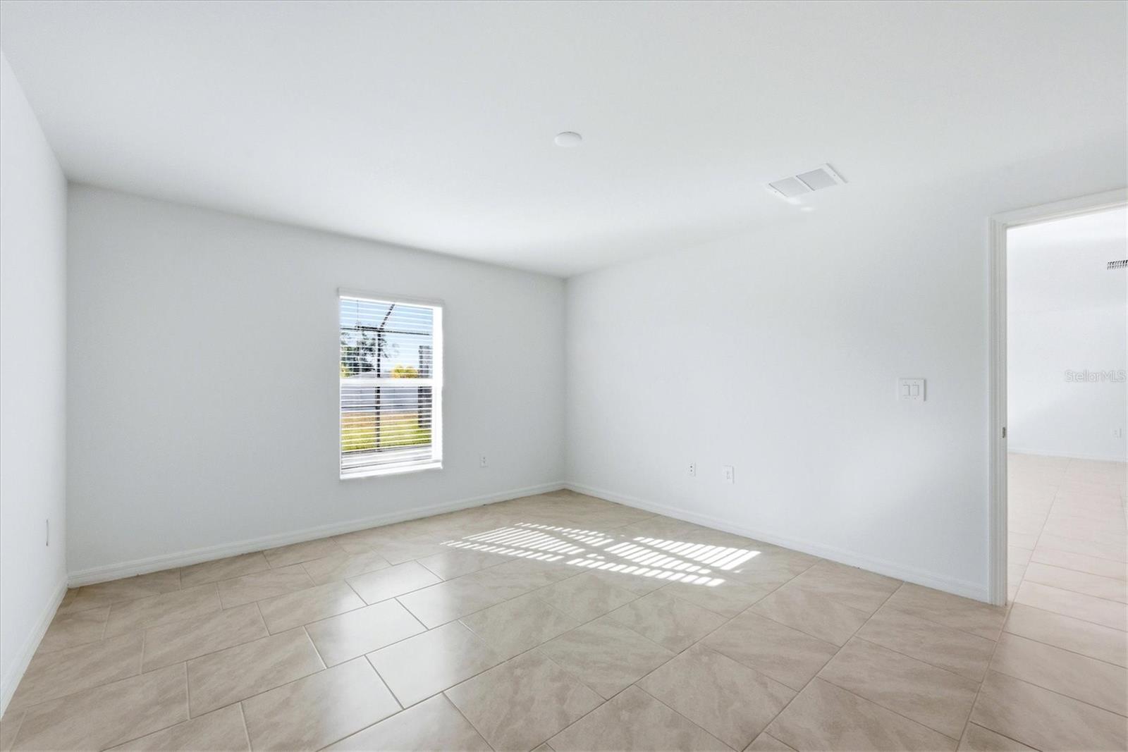 113 Lilyan Ct Property Photo 17