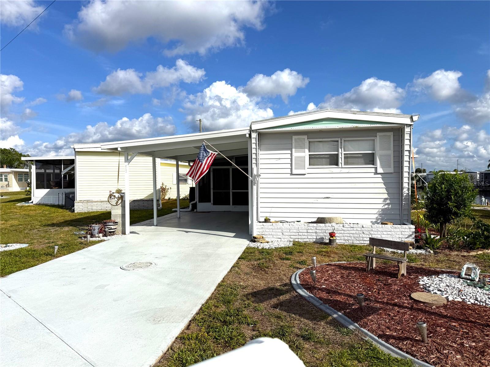 527 Blackburn Blvd Property Photo 19