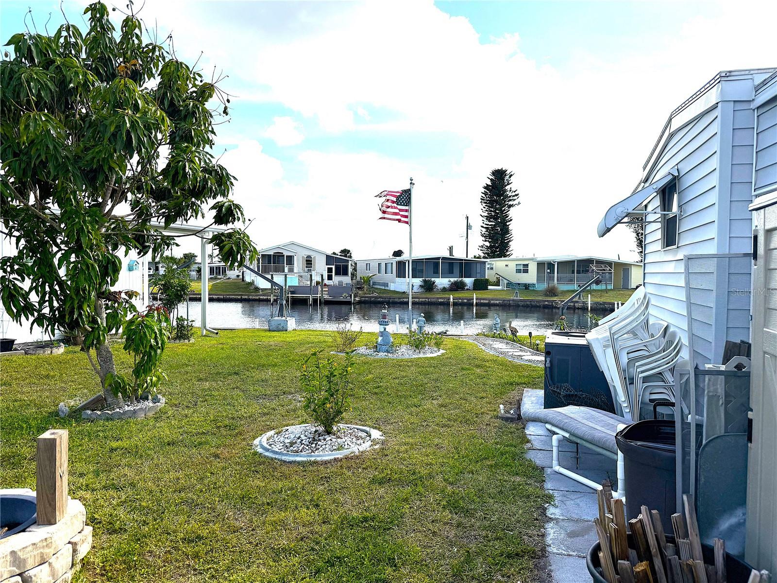 527 Blackburn Blvd Property Photo 26