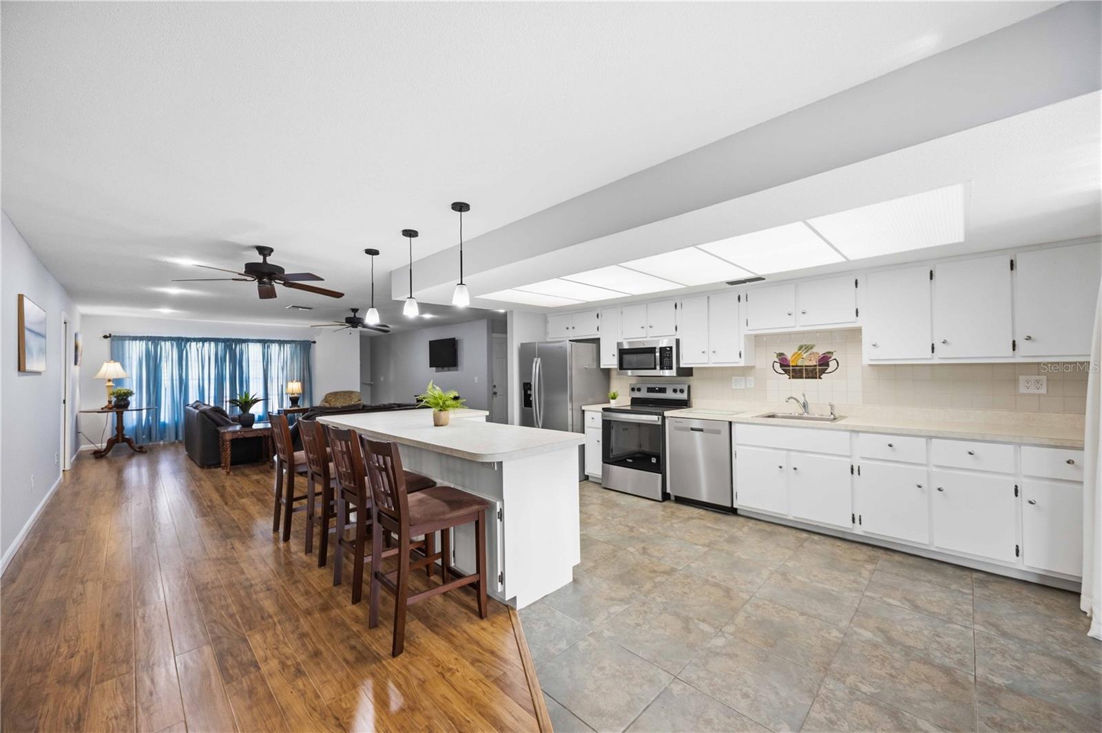 2091 Cannolot Blvd Property Photo 10
