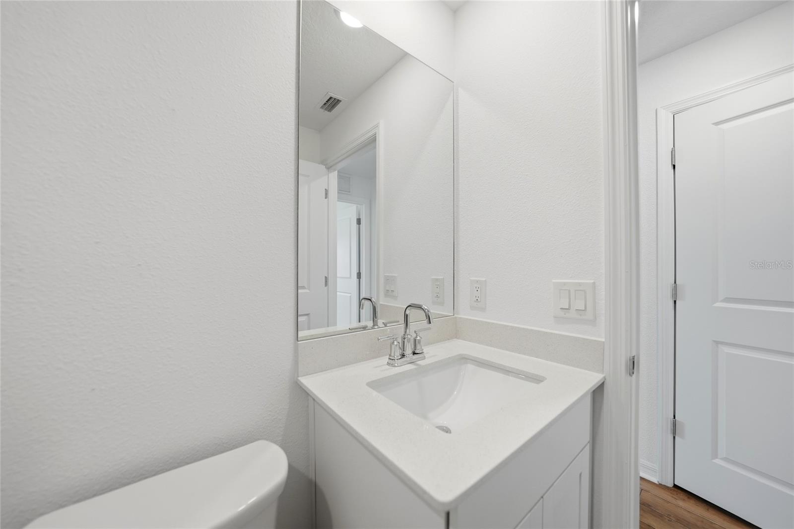 5373 Ulysses St Property Photo 24