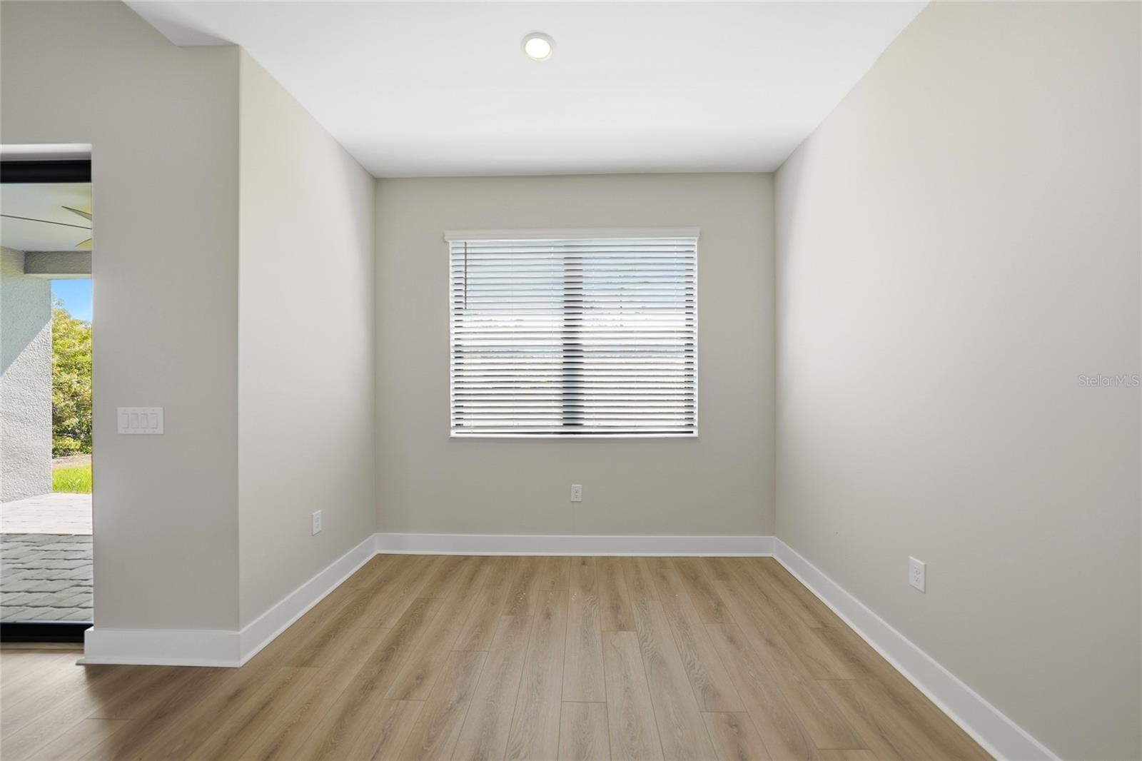 5104 Munhall St Property Photo 14