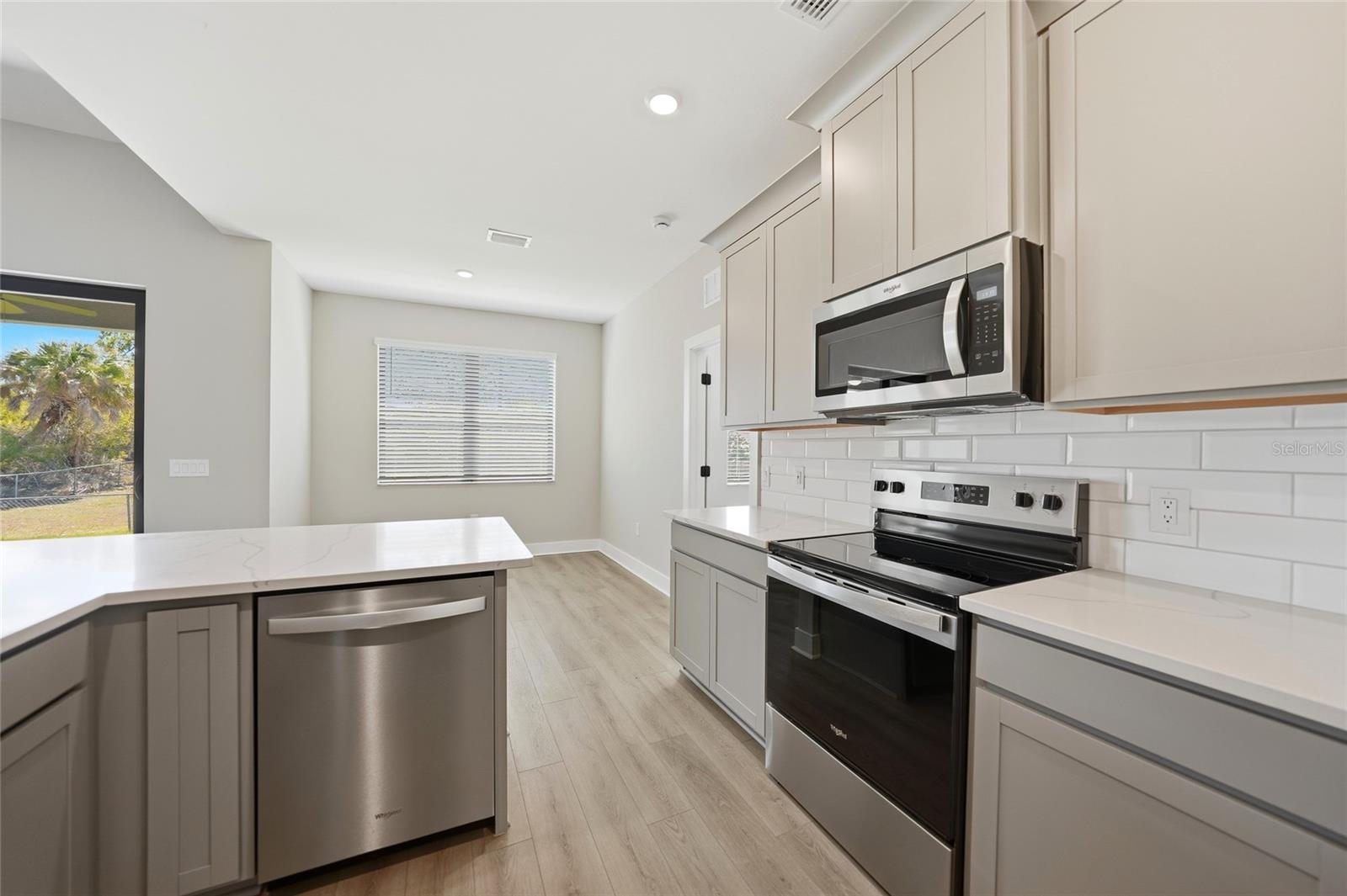5104 Munhall St Property Photo 16