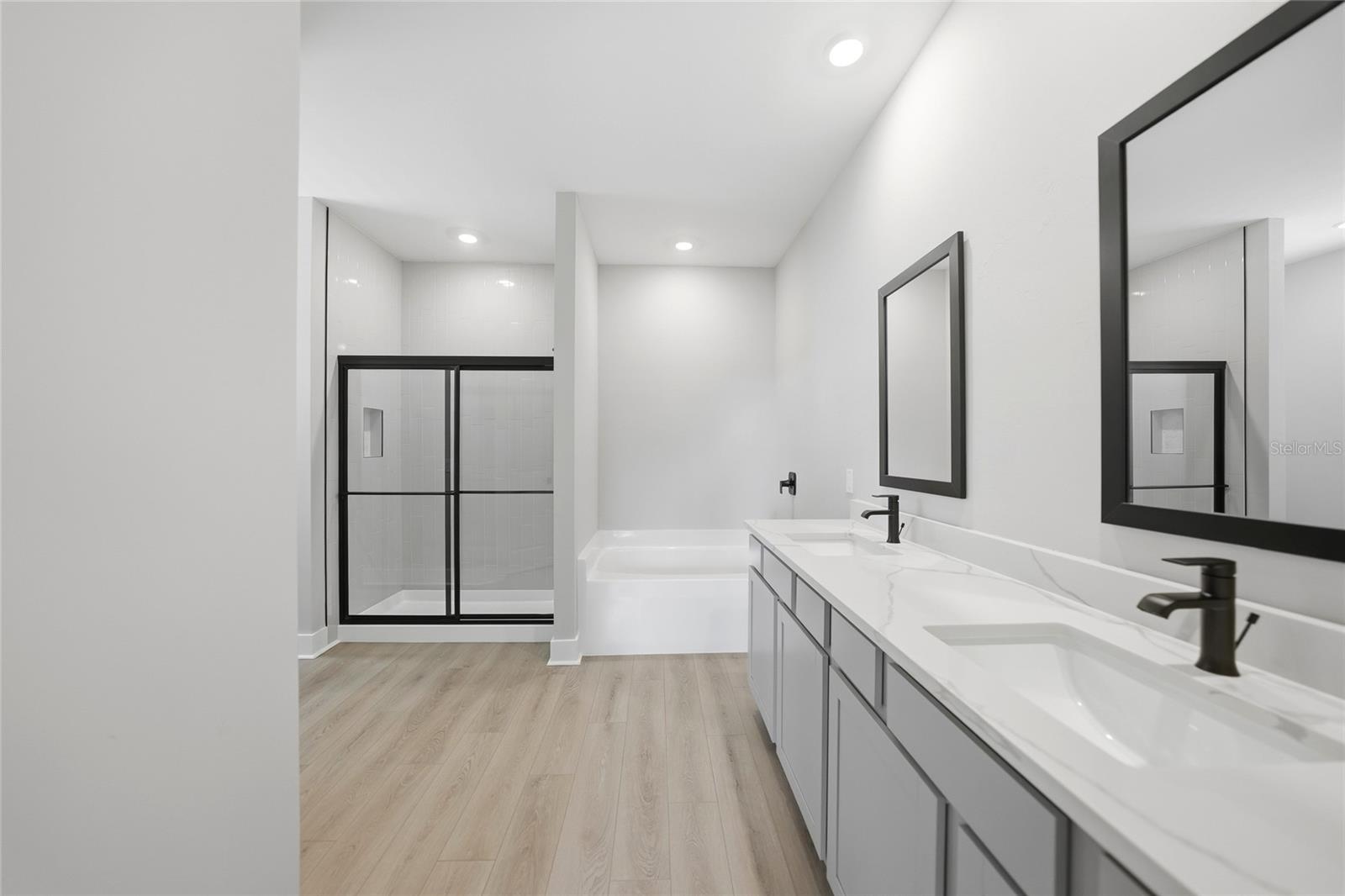 5104 Munhall St Property Photo 26