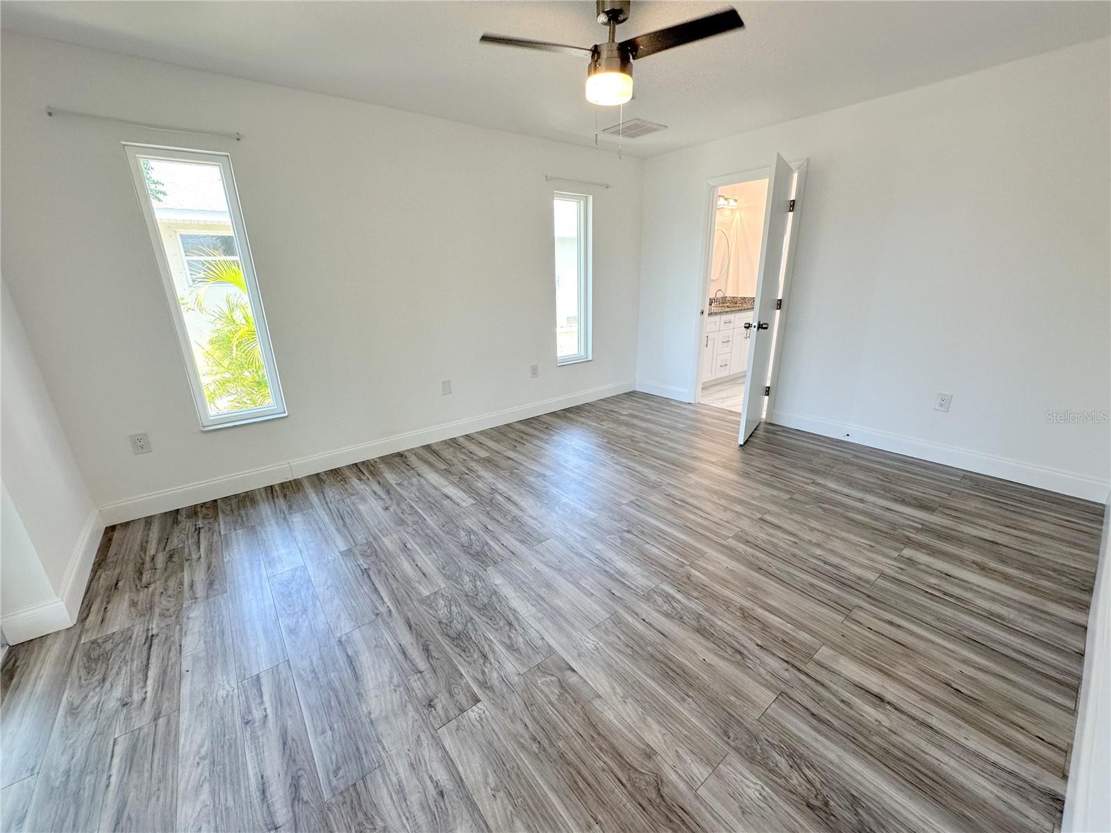 1081 Humboldt St Property Photo 5