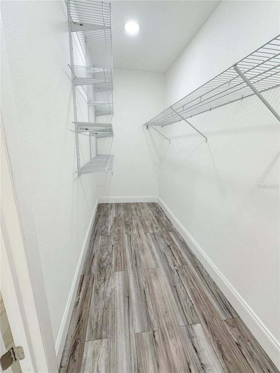 1081 Humboldt St Property Photo 9
