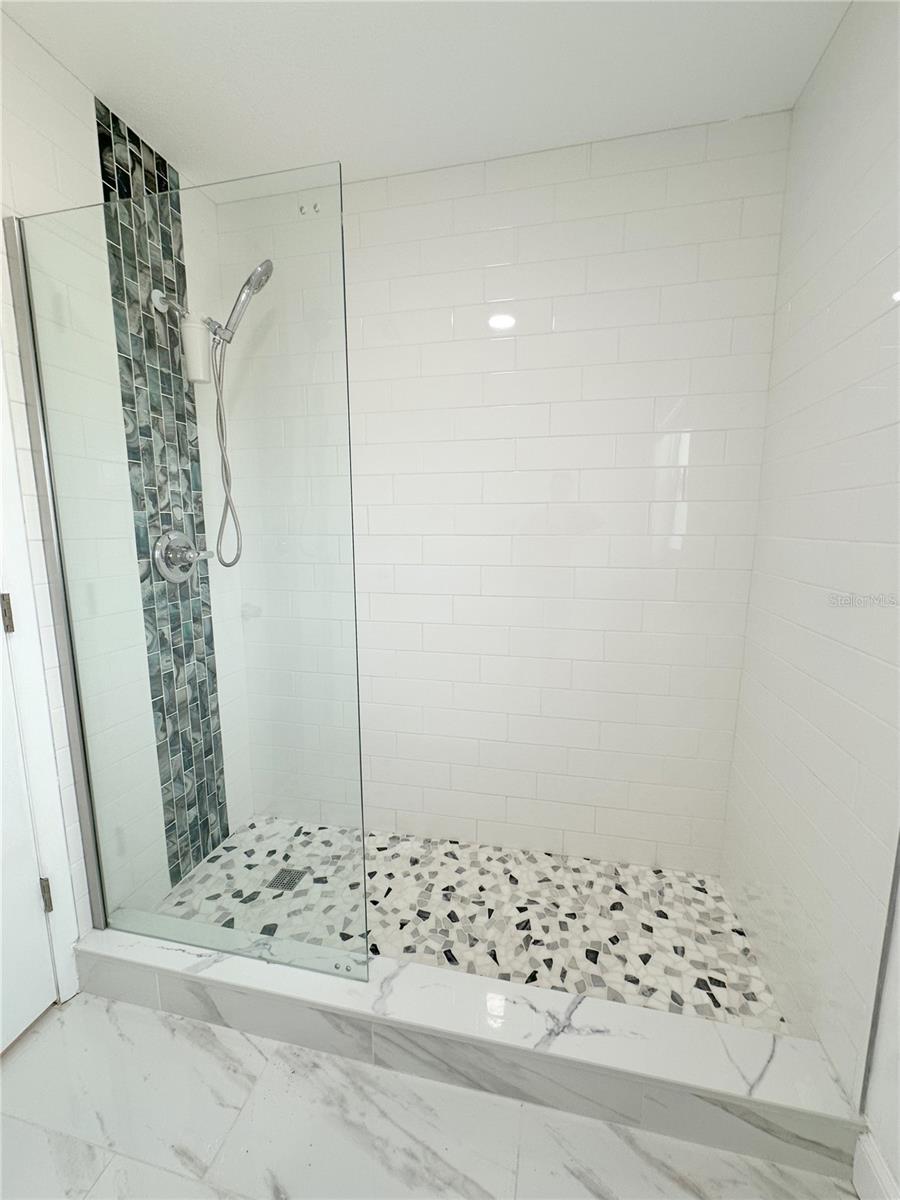1081 Humboldt St Property Photo 10