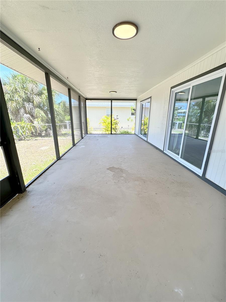 1081 Humboldt St Property Photo 20